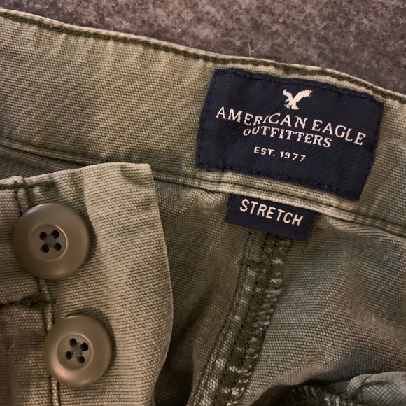 Green AE Cargo Pants - Picture 3 of 4